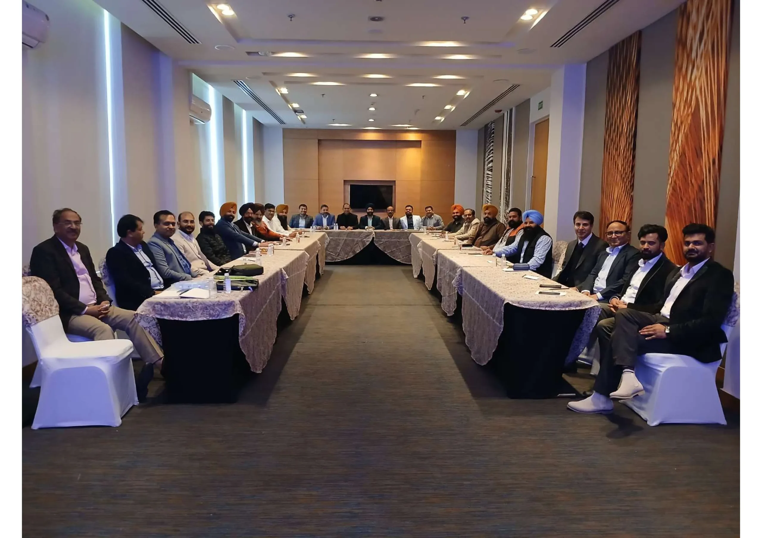 Meeting- Pics_compressed (1)-19